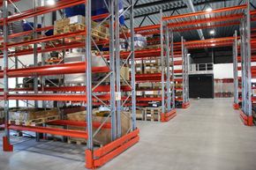 Splitter nye lagerlokaler, blant annet. <i>Foto:  Bjørn Olav Amundsen</i>