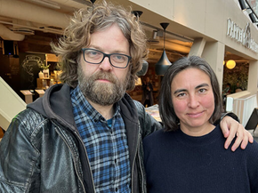 Einar Duenger Bøhn og Mona Naomi Lintvedt er begge faglig interessert i kunstig intelligens og kunstig følelsesgjenkjenning. <i>Foto:  Jorunn Kanestrøm/UiO</i>