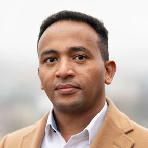 Yonas Zewdu Ayele,leder, Institutt for bygg- og energiteknikk.