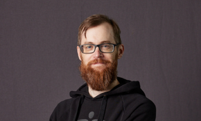 Evnen til å tenke annerledes er en egenskap mange gamere har, mener Tobias Michael Scholz. <i>Foto: UiA</i>