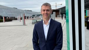 Her rulles den røde løperen ut for revisor