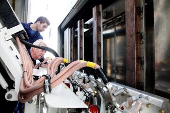 Fra justering av pantograf på Ampere i 2015. Bilde:  Tore Stensvold