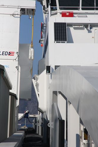 LadeproblemLadeplugg på landsiden på vei ned i