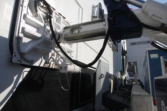 Vakuumfortøyningen holder ferja fast med 20 tonns kraft og gynger lett opp og ned i takt med bølgene.