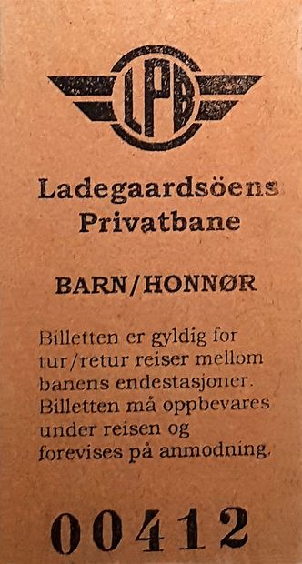 Billett: Alle som kjører Wiigs tog på Bygdø får egen billett til Ladegaardsöens Privatbane. Ladegaardsöen er det vi i dag kjenner som Bygdø.