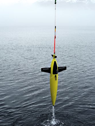 ApplikasjonerUnder is: Et stort forskningsprosjekt for å tilpasse Seaglider under isfjell og sjøis, bl.a. i Antarktis. Dette er i regi av California Institute of Technology og University of East Anglia i Norwich. Foto: Kongsberg Maritime
