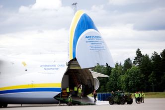 An-225 ble brukt til å frakte militært utstyr hjem fra Afghanistan i 2014. Foto: Eirik Helland Urke
