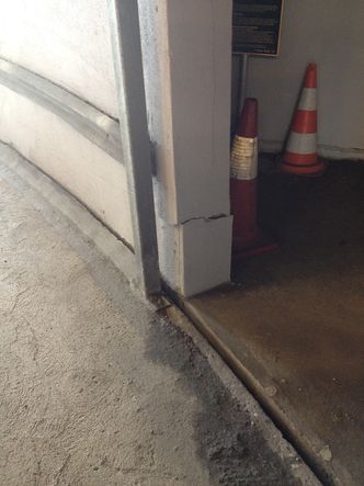 Nye bruksområderDa Norsk romsenter tok turen ut i felten for å se hva som skjedde på bakken i de områdene hvor radarsatellittene målte synking, fant de flere setningsskader.