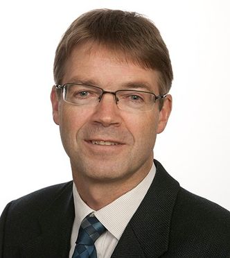 Forkulling og brann uten lysbueSkeptisk: Magne Runde, sjefforsker i elkkraftteknologi på Sintef er kritisk til at serielysbuer skal forårsake så mange branner som DSBs brannstatistikk sier. Han etterlyser mer forskning rundt temaet.