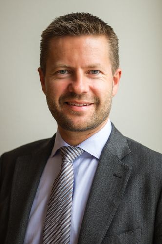 Kan være bra med noen utenfra Leif Helge Bærheim jobber med rekruttering av toppledere i oljebransjen. Han er ikke overrasket over at Helge Lund går av som Statoil-sjef. Foto: Rune Bergan