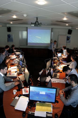 Spennende teknologiSamarbeid: Kontoret hvor studentene samarbeider for å komme frem til de beste løsningene. alle foto: Fmc Technologies