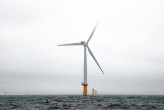 Vindkraft har langt mindre karbonavtrykk enn solceller. Foto: Øyvind Lie
