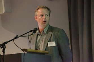 SKEPTISK: Karl Kristensen i Bellona mener sjødeponering kan gi uakseptable skadevirkninger i Førdefjorden.