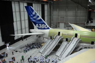 Evakueringstesting med A380. Foto: Airbus