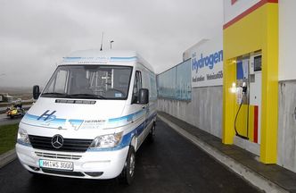 Buss og taxi kan stå for en stor del av forbruket av hydrogen. Foto: MERCEDES