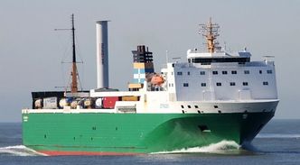 MV Estraden med prototyp av Norsepower Rotor Sail montert akter. Drivstoffbesparelsen er på 2,6 prosent i løpet av ett år. Med fire fullskala rotorer mener Norsepower at rotorene kan spare 20 prosent drivstoff.