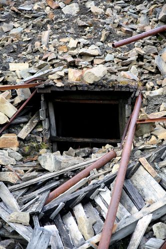 Svalbards skjebneI ruin: Restene etter den første delen av den hundre år gamle kulldriften i Svea er vernet. Det er ikke dagens kulldrift.