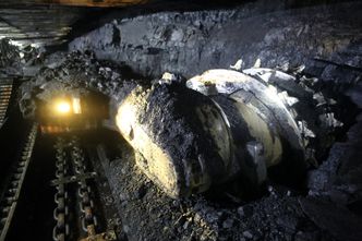 Denne kan ifølge leverandøren Joy Global krafse ut opptil 1000 tonn kull i timen.