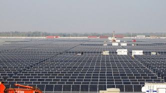 100 MW er allerede installert i Quaid-e-Azam Solar Power Park. Dette tallet skal tidobles innen 2017.