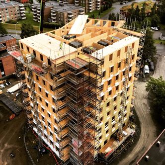 Veidekke bruker cirka halvparten av tiden de bruker på å føre opp betongbygg når de bygger i massivtre.