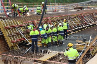 FrittframbyggHarpe bru skal være ferdigbygget våren 2016.