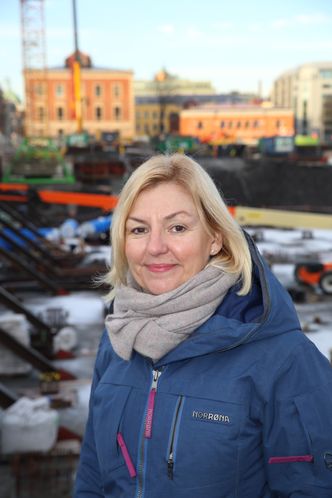 Ny start: Sivilingeniøren og bibliotekardatteren Eli Grimsby ser frem til å fullføre det nye hovedbiblioteket etter at byrådet bestemte seg for å gå videre.