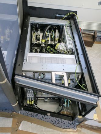 ERTMS Elektronikk: All elektronikken er skjult i toget og noen av systemene finner vi under passasjerseter. Foto: ORV