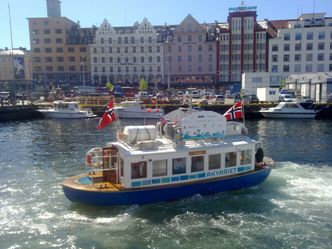 CMR Prototech satte i 2010 i gang hydrogendrift på MF «Vågen» i Bergen. Erfaringer fra dette prosjektet tas med til MF «Ole Bull». Foto: CMR Prototech