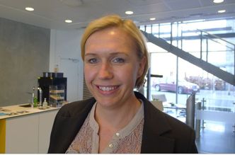 Vil overdøve sterke lobbyister: Skal solbransjen få innpass ved siden av olje- og gass og vannkraft i Norge, må de jobbe knallhardt, sier prosjektleder Trine Kopstad Berentsen for den kommende nasjonale solklyngen. Foto: Jannicke Nilsen
