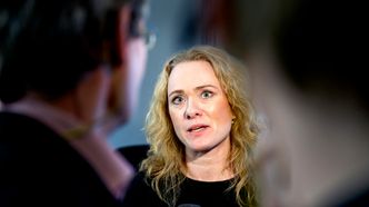 Arbeids- og sosialminister Anniken Hauglie endrer nå reglene for dagpenger uder utdanning, slik at det åpnes opp for at det er mulige med opptil ti dager undervisning på dagtid i semesteret. Bilde: Gorm Kallestad/NTB scanpix