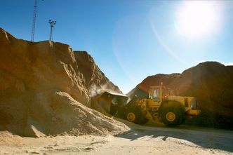 Biobrennstoff: Flis og skogsavfall er den andre brennstoffressursen som brukes i Mälarenergis nye energianlegg. Foto: LASSE FREDRIKSSON 