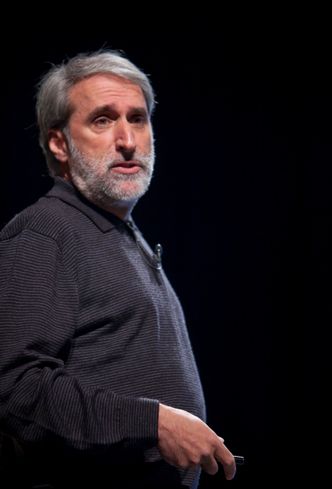 Harvard-professor Daniel Nocera har ledet utviklingen av en bakterie som produserer drivstoff fra karbondioksid og hydrogen. Foto: Kris Krüg (CC BY 2.0)