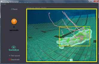 Gult lys: Systemet har registrert et objekt med lite bevegelse på bassengbunnen. Foto: Davo AS