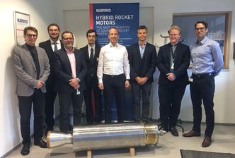 Prosjektgruppa, fra venstre: Jean-Noël Caruana (ESA), Adrien Boiron (Nammo), Lennart Solli (Nammo), Tobias Mayer (ESA), Wenzel Schoroth (ESA), Terje Vesterås (Nammo), Dag-Ottar Huseby (Nammo), Jørgen Bru (ESA). Foto: Nammo