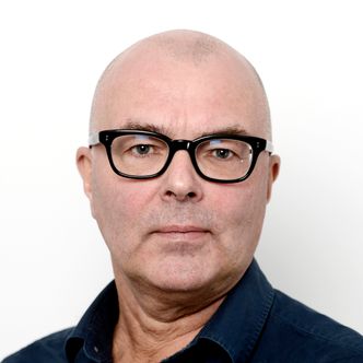 Samfunnsøkonom, Kjell G. Salvnes, ved Norges Handelshøyskole tror flinke folk tiltrekkes av hverandre. Foto: Presse/NHH Bilde: Helge Skodvin