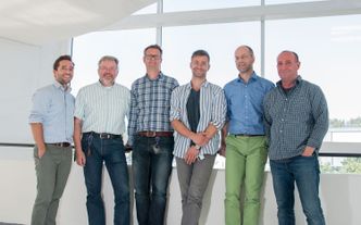 STARTET FOR SEG SELV: Nautilus Subsea ble grunnlagt like før oljekrisen slo inn for fullt. Her er deler av staben samlet, som utelukkende består av mennesker med høy kompetanse og lang erfaring i bransjen.  Foto: TU Story Labs