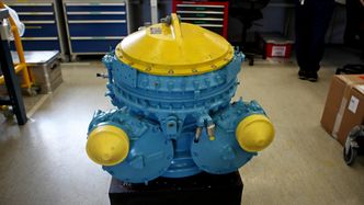 Slik ser en EC225-hovedgirboks ut når den står på et kontorgulv. Foto: Per Erlien Dalløkken