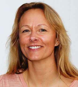 Mens Vipps gikk ned for telling opplevde Mcash i forrige uke rekordmange transaksjoner på vennebetaling, forteller Elisabeth Haug. Foto: Sparebank 1
