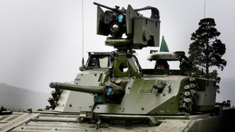 Ny CV90 stormpanservogn under overrekkelsen på Setermoen i fjor høst. Foto: Eirik Helland Urke