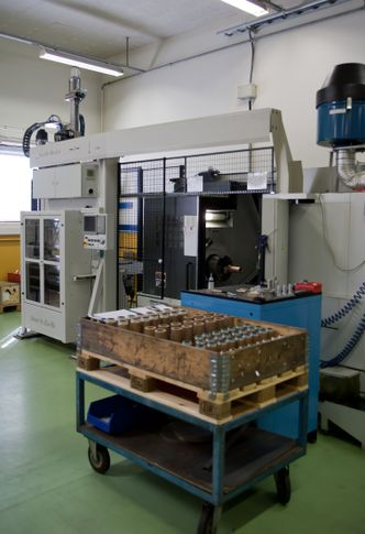 Maskineringsmaskin i verkstedet i Fredrikstad. Foto: Sleipner Motor