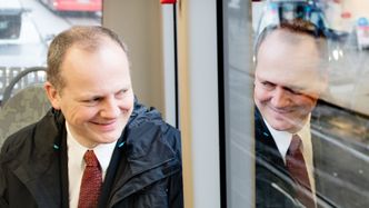 Samferdselsministeren tror kjøretøyautonomi vil gi bedre og mer effektiv kollektivtransport. Foto: Eirik Helland Urke