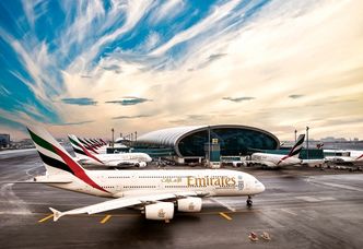 Veksten på DXB går hånd-i-hånd med veksten til Emirates. Her er ett av selskapets 80 A380-800. Foto: Emirates