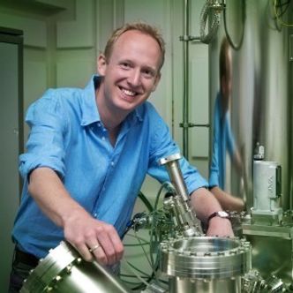 Sander Otte har jobbet i mange år for å realisere denne løsningen. - Han er en av verdens ledende forskere på feltet, sier NTNU-kollega Erik Wahlström. Foto: TU Delft