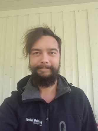 Student Alexander Trulsen har allerede utdannet seg som elektriker, men ville nå fokusere på en borekarriere i oljeindustrien. Foto: Privat