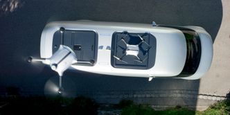 Droner kan levere pakker underveis. Foto: Daimler AG