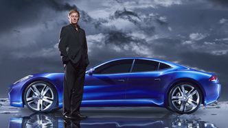 Henrik Fisker og Karma-prototypen for snart ni år siden. Foto: Fisker Automotive