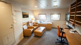 Lugarene er av det behagelige slaget. Dette er imidlertid en gjestelugar. Foto: Marius Valle