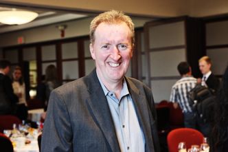 Ian Mashiter, direktør for Entreprenørprogrammet ved Boston University, gir råd til norske teknologigründere. Foto: Julie Evensen