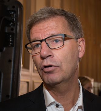 Først i voksen alder bestemte Robert Steen seg for å bli politiker. Tidligere har han vært sentral i oppbygging av Finn.no og var direktør i mediegiganten Schibsted gjennom en årrekke. Bilde: Marius Jørgenrud