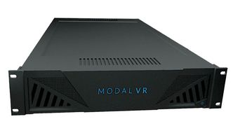 VR Fabricator er hjernen i systemet, og kan håndtere opptil 10 VR-brukere samtidig. Foto: Modal VR